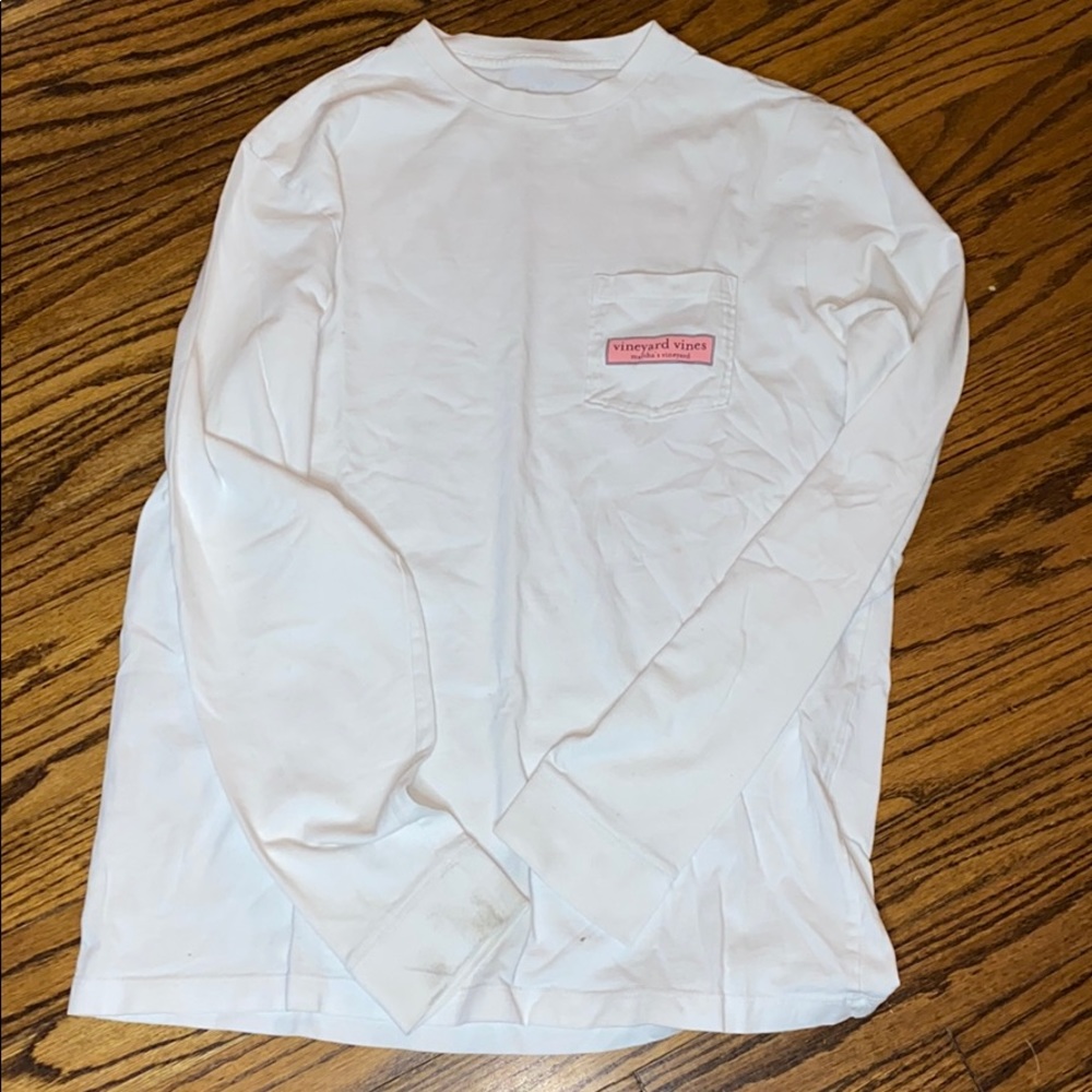 Vineyard Vines/ Martha’s Vineyard long sleeve tee
